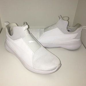 Puma Sneakers